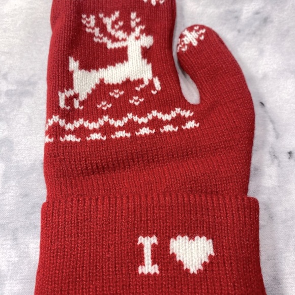 JEAN PAUL GAULTIER Winter Gloves in Red & White - Picture 5 of 9